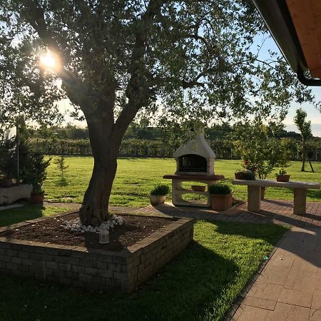 Appartamento "Casa Vacanze Corte Ara Decima" Sona Exterior foto