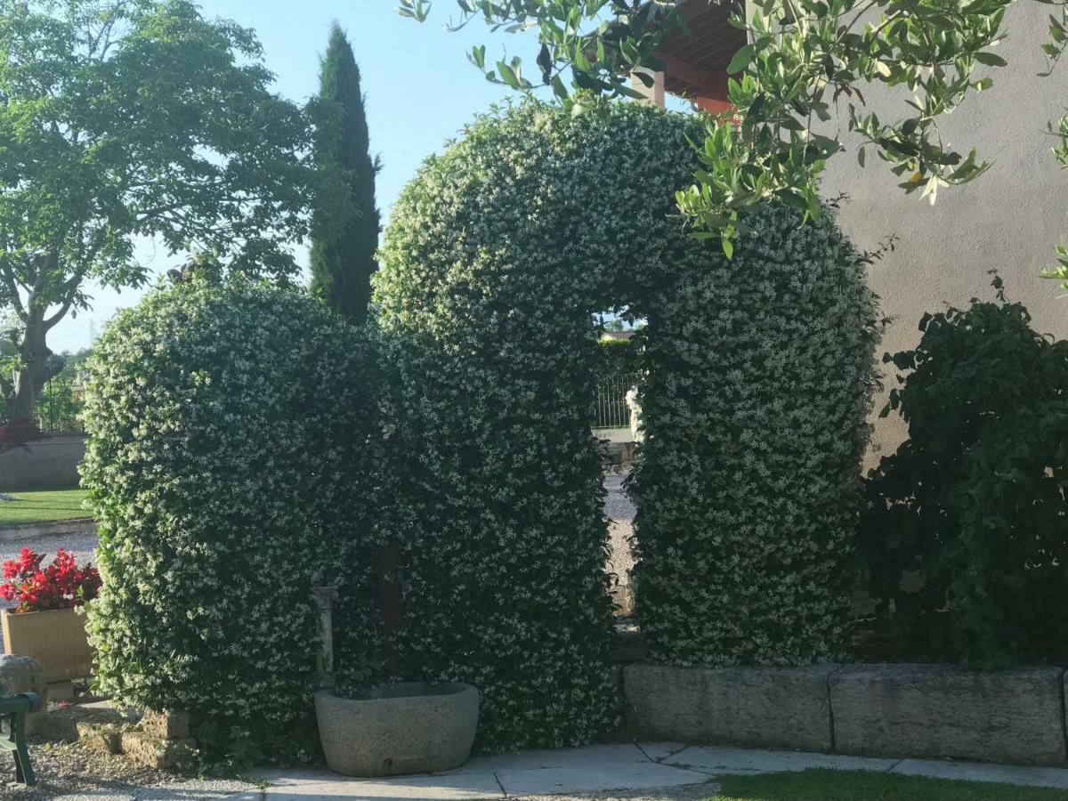 Appartamento "Casa Vacanze Corte Ara Decima" Sona Exterior foto