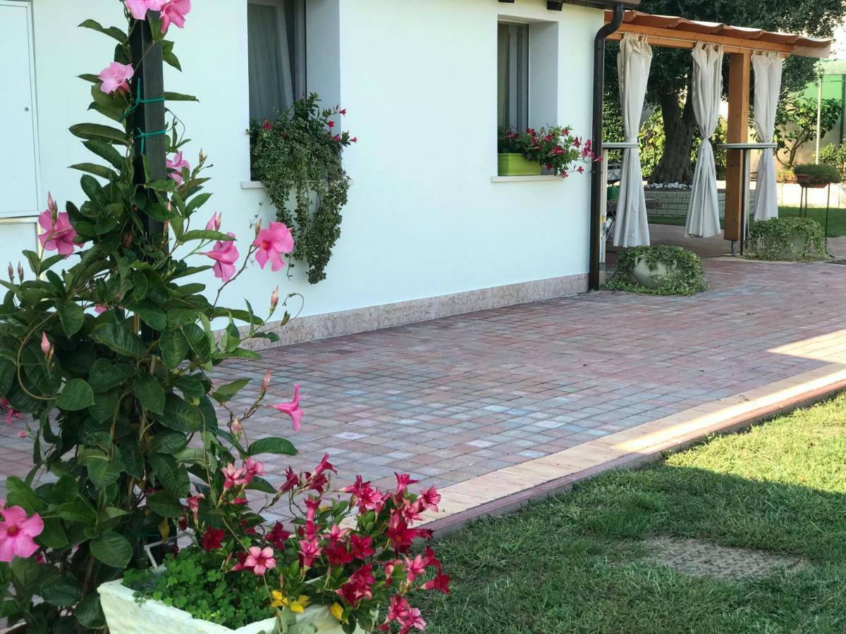 Appartamento "Casa Vacanze Corte Ara Decima" Sona Exterior foto