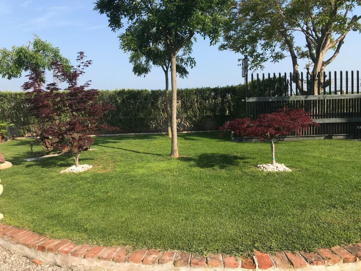 Appartamento "Casa Vacanze Corte Ara Decima" Sona Exterior foto